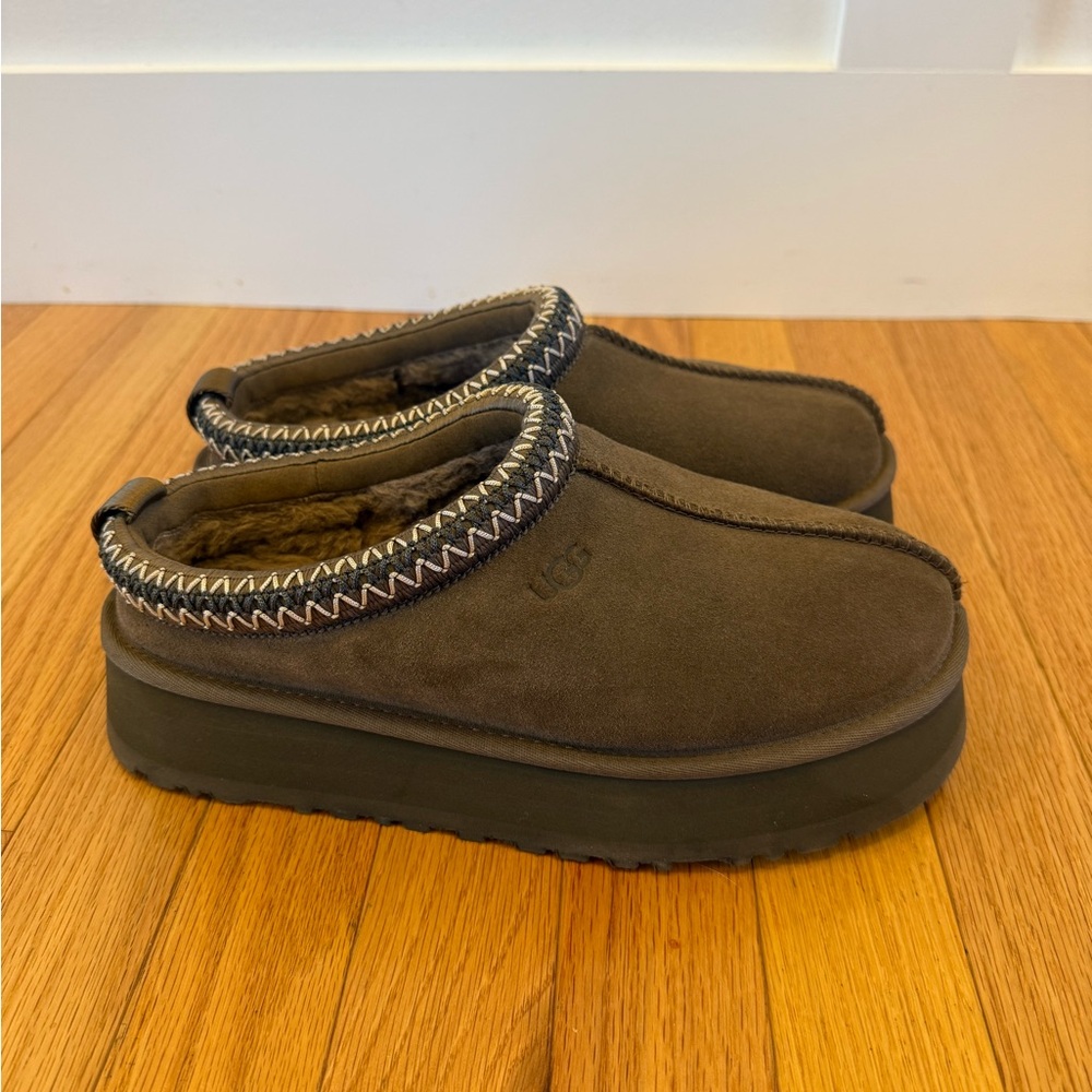 UGG Tazz II